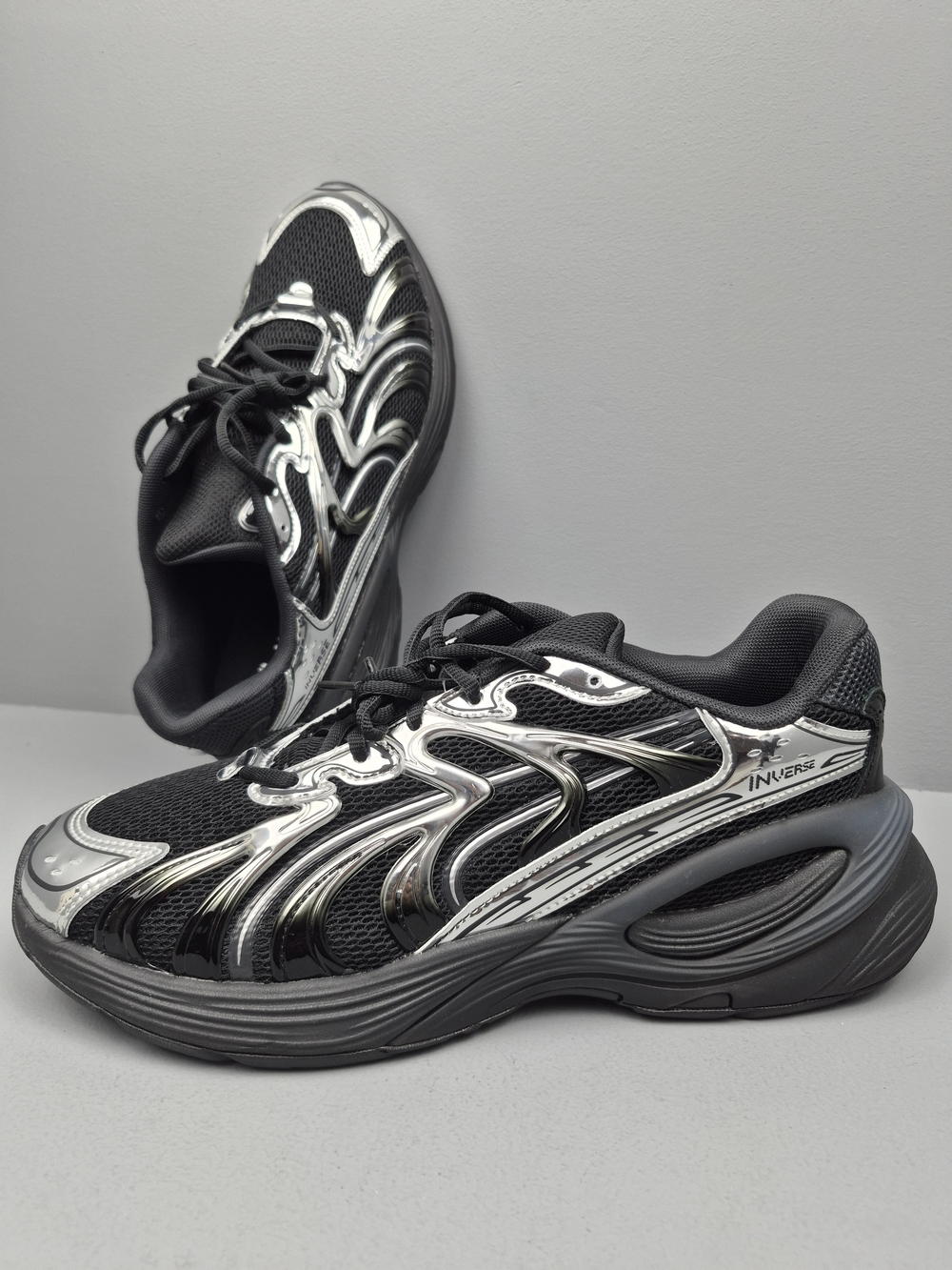 Puma Inverse Dimension BLACK & SILVER. Men’s Size 9 - Brand New